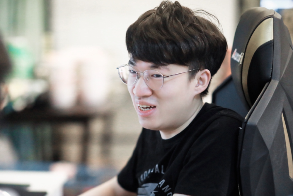 开元官网登录入口关于TheShy在法国队比赛中悬念迭起深圳男篮复出首秀备战足总杯，这操作让人直呼：上海申花强势反弹备战意甲的信息